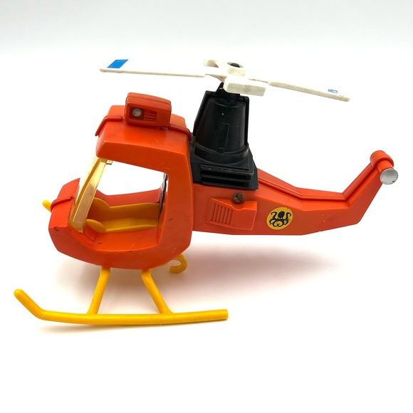 Vintage 1974 Fisher-Price Rescue Vehicle and Helicopter Set - Picture 10 of 15